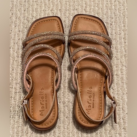 Women's Sandals Collection- Black, Brown, White Sizes 7-7.5 - Picture 4 of 8